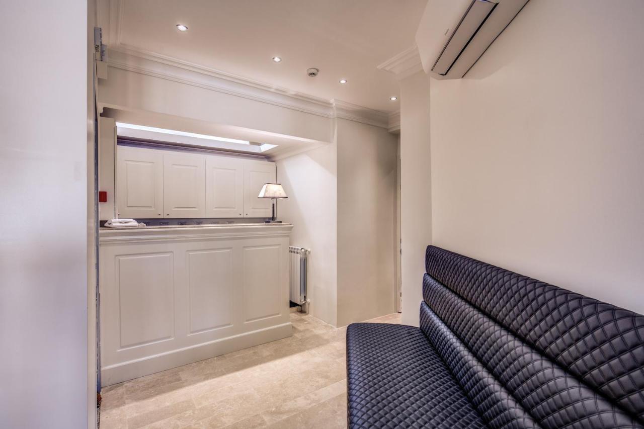 Hotel Domus Mea 3*